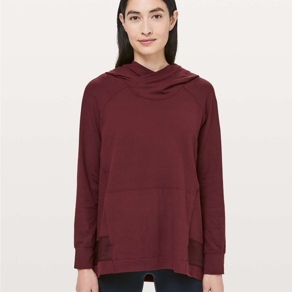 Lululemon Starting Place Hoodie
Garnet Size 2 NWT